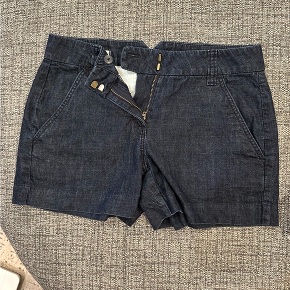 2 piece Ann Taylor Loft size 2 jean short and Universal Thread sz 4 jean bundle - Picture 8 of 8